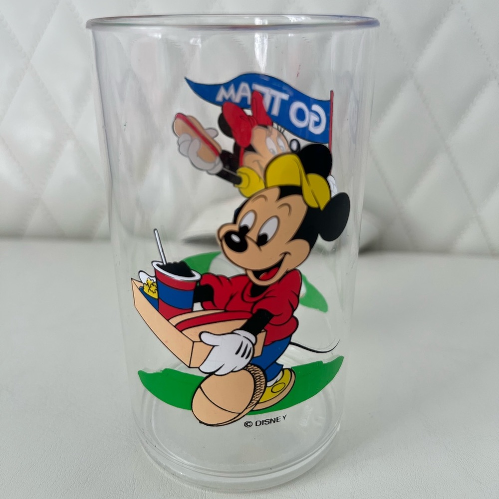 Vintage Mickey and Minnie 4 oz plastic selandia cup